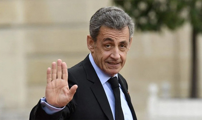 Eski Cumhurbaşkanı yarın hapse girecek! Suç örgütü kurmaktan 5 yıl hapse mahkum edildi - Resim : 1