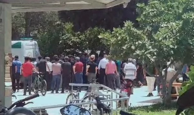 Maseratili polisin cenazesinde arbede çıktı! - Resim : 2