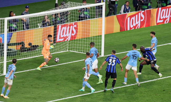 İstanbul'daki finalde şampiyon Manchester City! - Resim : 4