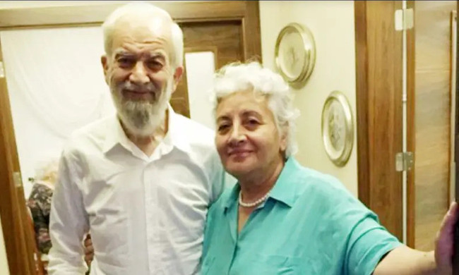 Yazar Ahmet Turan Alkan hayatını kaybetti - Resim : 1