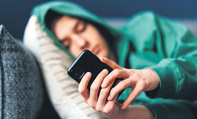 Ekonomik zorluklar gen&ccedil;leri eve kapattı! &lsquo;Ev gen&ccedil;leri&rsquo;nin aylık b&uuml;t&ccedil;esi 4 bin TL - Resim : 1