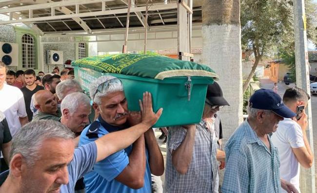 AK Parti İlçe Gençlik Kolları Başkan Yardımcısı Mert Özoral, geçirdiği kaza sonucu hayatını kaybetti - Resim : 1