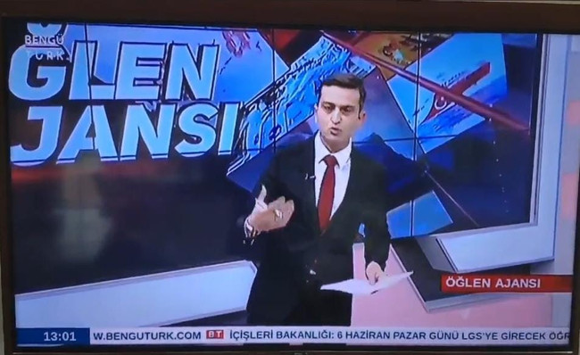 Bengü Türk kadrosunu genişletiyor! Ünlü ekran yüzü yuvaya döndü - Resim : 2