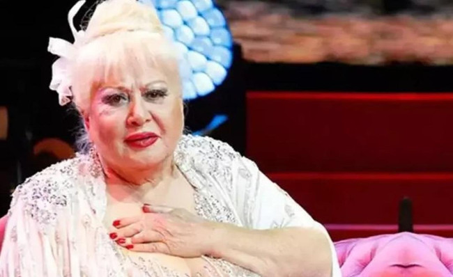 Günlerdir yoğun bakımdaydı...  Usta sanatçı Muazzez Abacı'dan kahreden haber! - Resim : 4