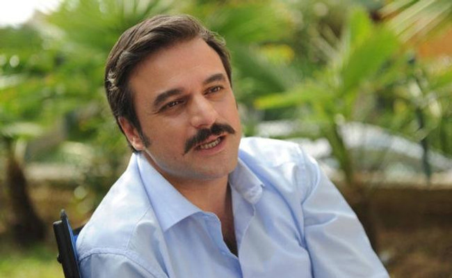 Ufuk Özkan yaşadığı zor günleri anlattı! Eski eşiyle ilgili itirafı gündem oldu - Resim : 2