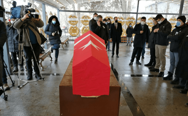 Doğan Cüceloğlu son yolculuğuna uğurlandı - Resim : 2