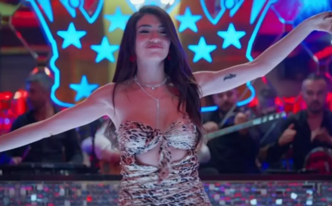 Fenomen dizi İnci Taneleri için karar verildi! Dilber'in pavyon sahneleri yayınlanmayacak - Resim : 1