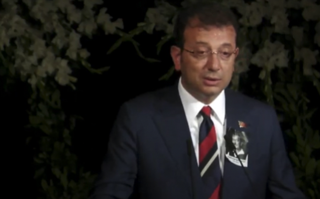 Büyük usta Ferhan Şensoy’a veda! İki kardeş gözyaşlarına boğuldu... - Resim : 15