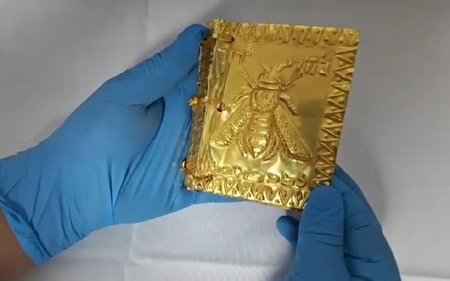 Erzincan’da ele geçirildi! 24 ayar saf altından yapılmış - Resim : 1