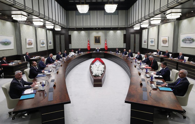 Erdoğan'dan dikkat çeken sahte diploma açıklaması! "Bir sene önce tespit ettik..." - Resim : 2