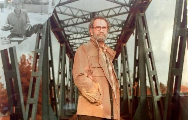 Ayakkabı boyacılığı yapan usta oyuncuyu tadınız mı? Bu fotoğraf gündem oldu! - Resim : 3