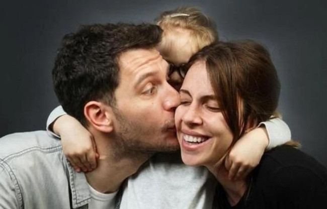 Eski eşlerden şaşırtan a&ccedil;ıklama! Tekrar evleniyorlar mı? - Resim : 1