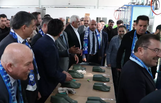 Acun Ilıcalı memleketi Erzurum'da terlik fabrikası kurdu - Resim : 1