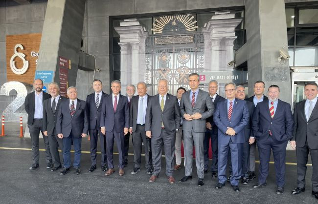 Galatasaray'da Eşref Hamamcıoğlu'nun listesi belli oldu! - Resim : 1