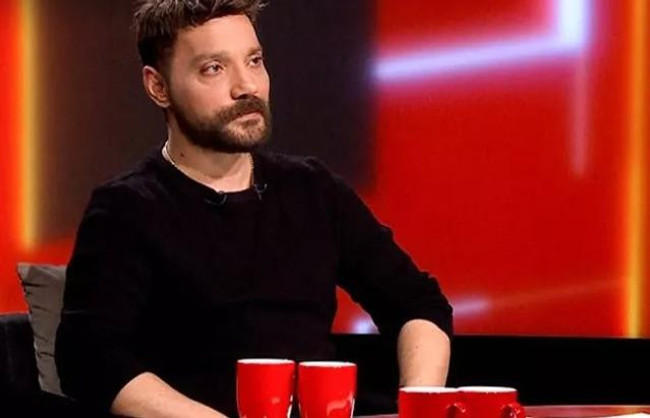 Oğuzhan Uğur balkonunda bulduğu mermiyi paylaştı! “Izdırap olacağım kendisine” - Resim : 2