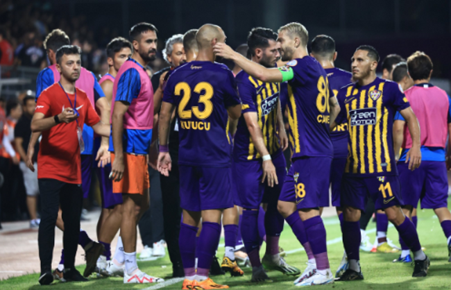 Caner Erkin'den akla hayale gelmeyecek başlangıç - Resim : 1