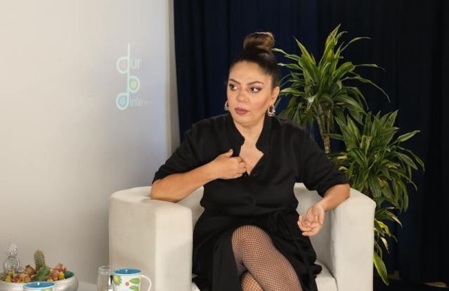 İzel, Çelik ile neden küstüğünü yıllar sonra itiraf etti! Bir mesaj her şeyi bitirdi - Resim : 1