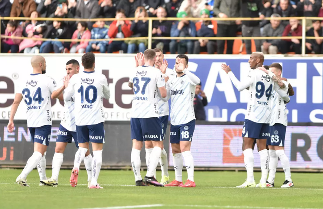 Acun Ilıcalı'dan ezeli rakibe teklif: "Buradan Galatasaray'a sesleniyorum..." - Resim : 1