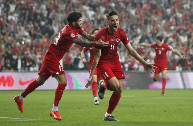 A Milli Takımımız, Galler kapısını en sonunda kırdı! Umut Nayir ve Arda Güler, 3 puanı getirdi - Resim : 1