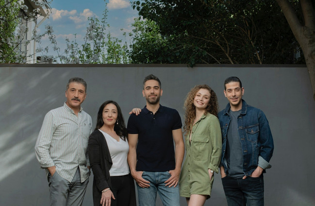 Aşkın Tarifi dizisinin kadrosu belli oldu - Resim : 1