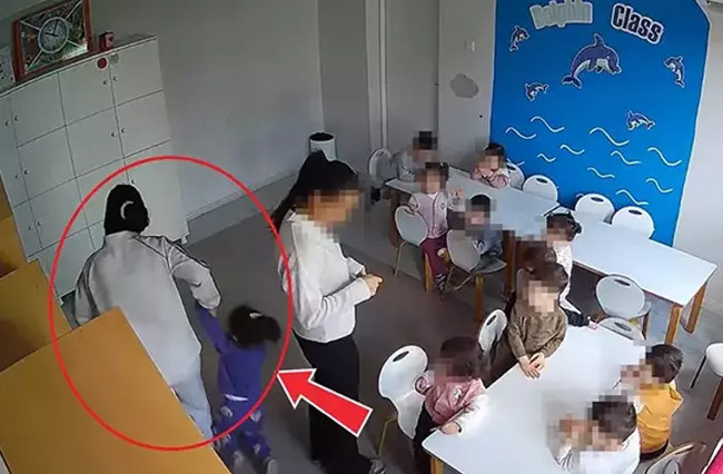 Kreşte skandal olay! Öğretmenler çocuklara şiddet uyguladı - Resim : 1
