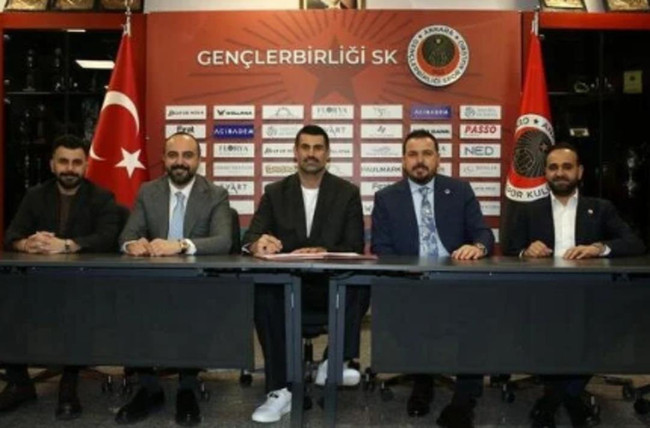 Ayrılık sadece 3 ay s&uuml;rd&uuml;! Volkan Demirel S&uuml;per Lig&rsquo;e geri d&ouml;nd&uuml; - Resim : 1