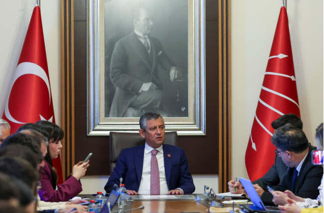 Kılıçdaroğlu ile müzakere olur mu? Yeni parti açılır mı? Özgür Özel'den son açıklama - Resim : 1