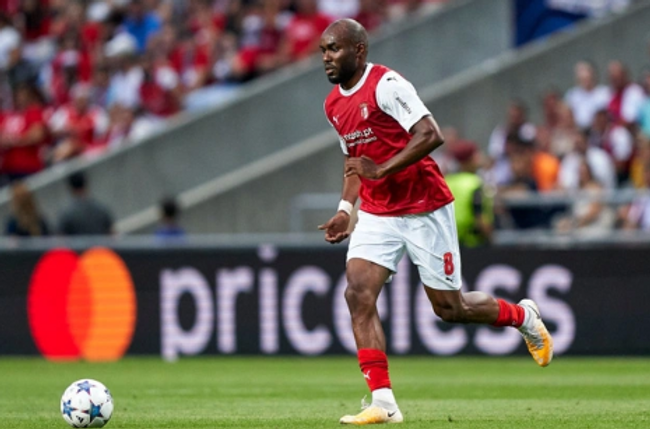 Fenerbahçe'de 6 numaraya bomba transfer! - Resim : 1