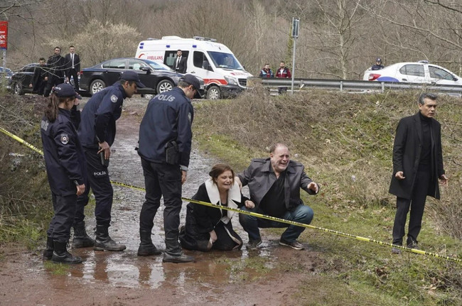 Sadakatsiz'e damga vuran final sahnesi! Derin'e ne oldu? - Resim : 6