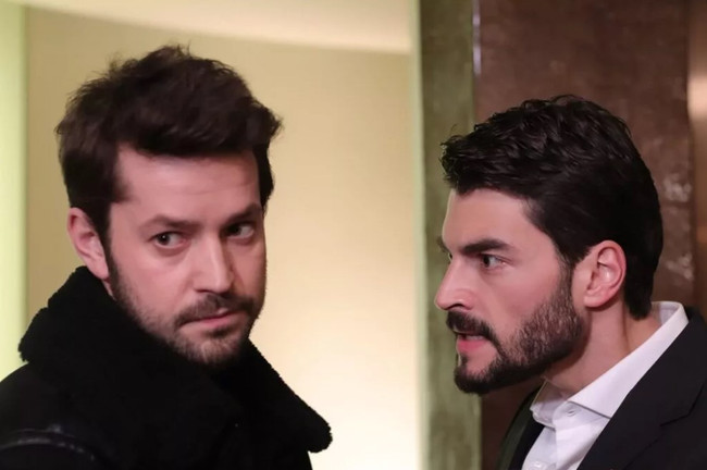 Hercai dizisinde flaş ayrılık! Hangi ünlü oyuncu veda ediyor? - Resim : 1