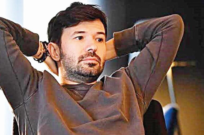 Hürriyet yazarının 'kafasında deli sorular': Sıla-Hazer Amani ayrılığında 'Yalın'ın etkisi var mı? - Resim : 2