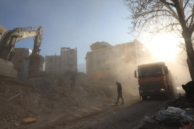 Bakanlık ilçe ilçe sıraladı! İşte 10 ili vuran depremde en ağır hasarı alan yerler - Resim : 3