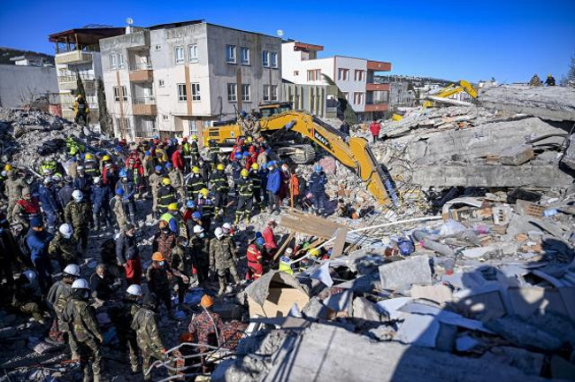 Bakanlık ilçe ilçe sıraladı! İşte 10 ili vuran depremde en ağır hasarı alan yerler - Resim : 9