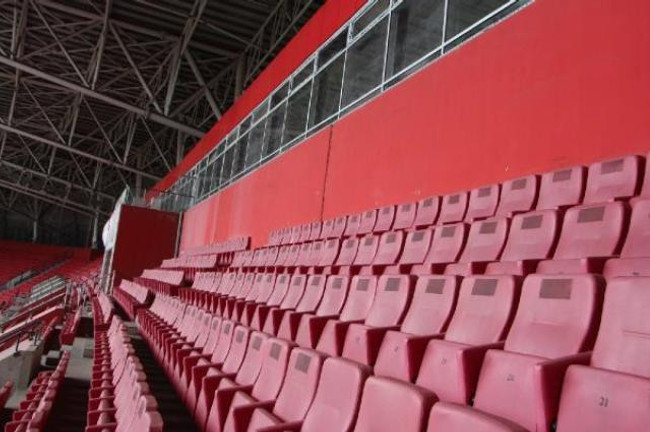 Milli maç öncesi korkutan görüntü! Son teknolojiyle yapılan stadın duvarları çatladı - Resim : 3