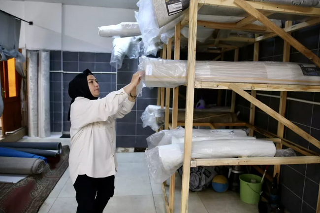 Vefat eden annesinden kalan halıdan servet çıktı! Şans eseri bulundu - Resim : 1