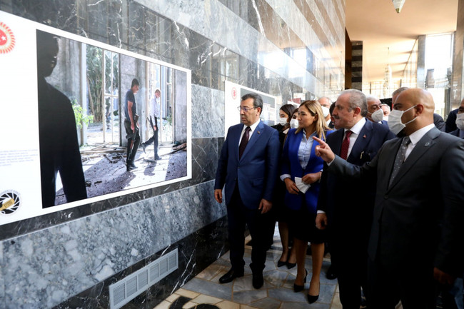 TBMM’de 4 gazeteciye tartışma yaratan uygulama! 15 Temmuz ruhuna yakışmadı... - Resim : 1