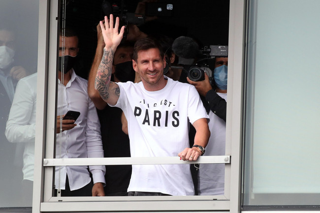 Messi resmen PSG’de! Forma numarası belli oldu - Resim : 1