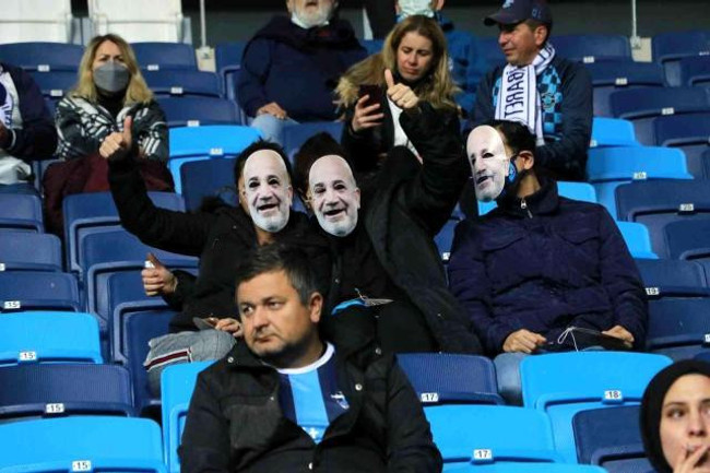 Cezalı olduğu için stada giremeyen Murat Sancak, çözümü çadırda buldu - Resim : 2