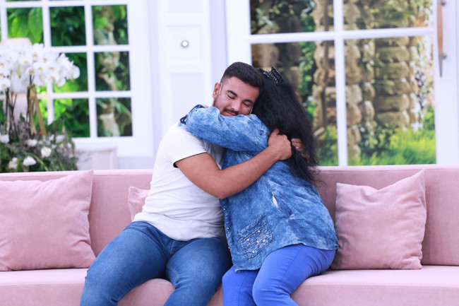 18 yıllık hasret Esra Erol'da sona erdi! Gözyaşları sel oldu - Resim : 2