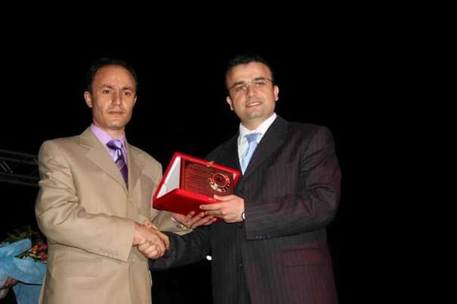 Ünlü danışman milletvekili aday adayı - Resim : 1