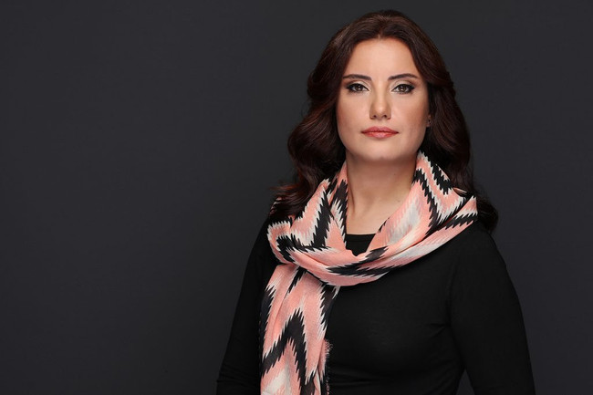 Deli Yürek'in Zeynep'i oyunculuğu bıraktı, bilim insanı oldu - Resim : 1