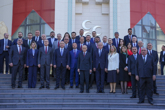 MHP'nin yeni A Takımı belli oldu! Kritik isme dikkat çeken görev - Resim : 1