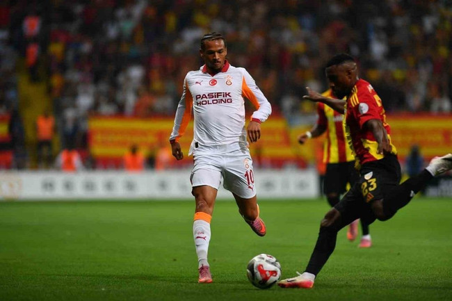 Galatasaray Kayseri’de fırtına gibi: Flaş skorla rahat galibiyet! - Resim : 4