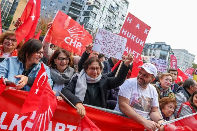 CHP, AB'nin kalbinde tarihi bir ilke imza attı! “İmamoğlu’na özgürlük” sesleri - Resim : 2