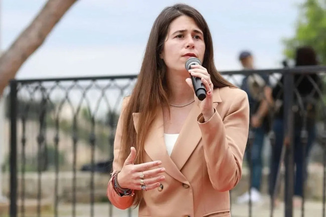 Çeşme Belediye Başkanı Lal Denizli serbest bırakıldı: 1 saat ifade verdi! - Resim : 1