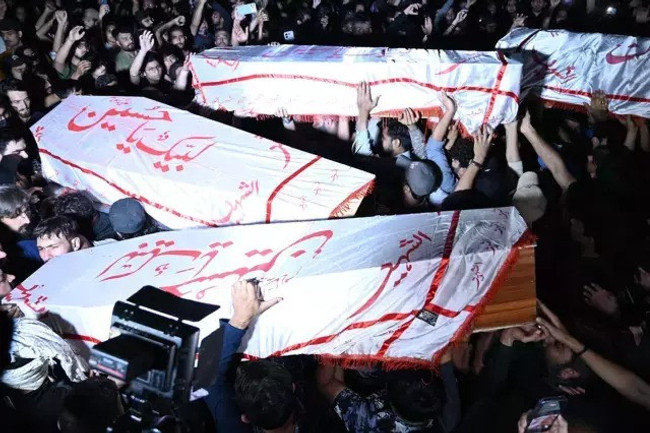 Zelenski savaşta tarafını netleştirdi! “Rusya’nın suç ortağısınız” - Resim : 2