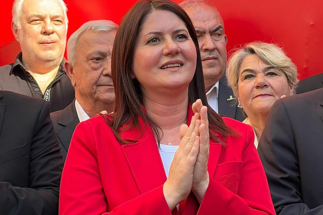 CHP'li isimden AKP iddiasına "Baba ocağım" yanıtı! Burcu Kösal'dan sonra sıra onda mı? - Resim : 2