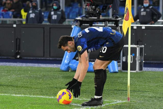 Dünya, Hakan Çalhanoğlu'nu konuşuyor! 21. yüzyıla damgasını vurdu - Resim : 1