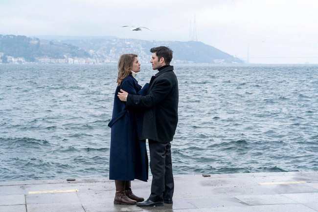 Camdaki Kız'dan bomba fragman! Nalan'ın Hayri'ye aşkı ortaya mı çıkıyor? - Resim : 1