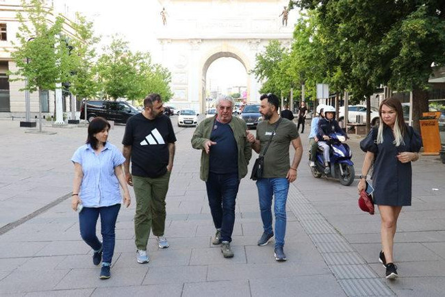 Erdal Özyağcılar, Balkan Ninnisi dizisiyle ekranlara dönüyor! Çekimler Üsküp'te başladı - Resim : 1